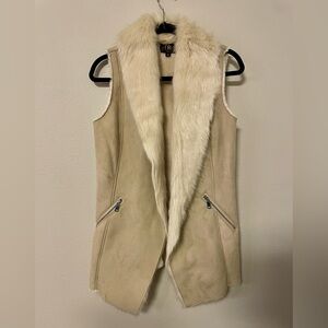 Women's Faux Fur, Tan/Cream, Sleeveless Vest